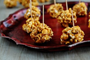 Popcorn Balls Horiz