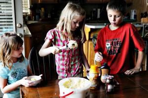 Sundae Scooping
