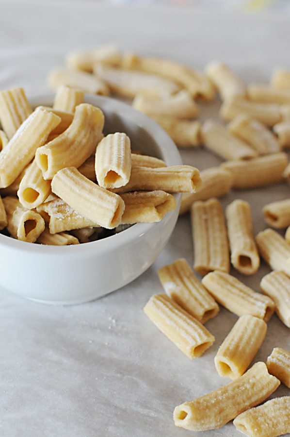 I work for a specialty food provider and we make fresh pasta three times a  week. Here's our freshly extruded Rigatoni. Enjoy! : r/oddlysatisfying