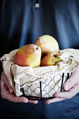 Harry and David Organic Royal Riviera Pear Giveaway